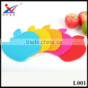 Safe Silicone Mat Table Mat thumbnail-1