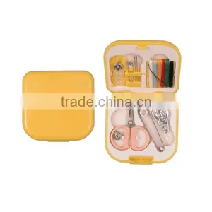 Travel Sewing Needle Kit thumbnail-1
