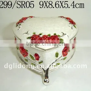 Fashion Colored Silver Heart Metal Necklace Box thumbnail-1