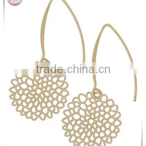 Gold Tone Thin Metal Dangle Earring Set thumbnail-1