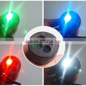 Hot Sale 4 Color Aluminium Hand Squeeze Flashlight thumbnail-4
