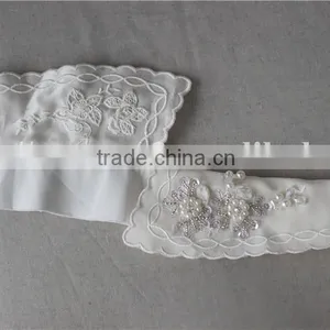 White Detachable Collar With Crystal Sequins and Pearls, Beaded Collars for Lady Garments thumbnail-5