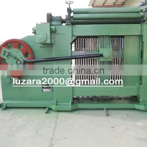 Factory Sale Gabion Mesh Machine Heavy Duty Hexagonal Mesh Machine thumbnail-3