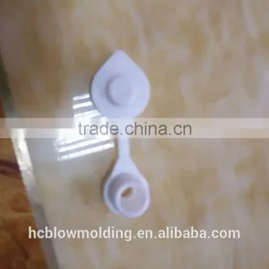 High Quality White Jerry Can Plastic Jerry Cans Environmental Protection thumbnail-2
