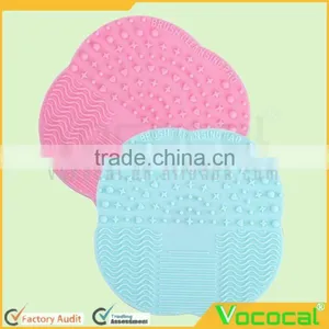 Cosmetic Brush Cleaning Tool Suction Cup Pad Silicone Makeup Brush Cleaner thumbnail-2