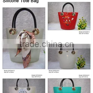 Fashion Tote Bag- Great for the Beach or Stadium Events thumbnail-2