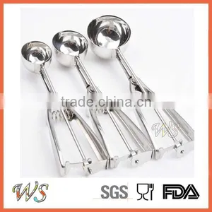 WS- IS05 Stainless Steel Ice Cream Scoop thumbnail-2