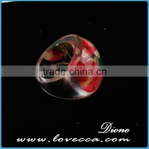 2017 Latest Design Clear Customized Jewelry Pressed Real Dried Flower Resin Ring thumbnail-6