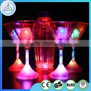 Modern Led Plastic Cocktail Shaker thumbnail-3