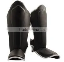 Protective Shin Guard thumbnail-1