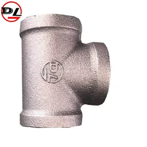 Black Malleable Iron Pipe Fittings Reducing Tee thumbnail-3
