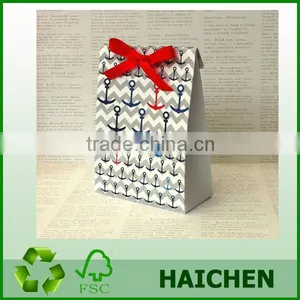 Quality Party Favour Paper Gift Bags, Wedding Favours,Birthday and Christmas Wholesale thumbnail-1