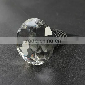 2016 Newest Crystal Bottle Stopper/ Diamond Shape Crystal Glass Bottle Stopper for Wedding Favors and Party Decorations thumbnail-4