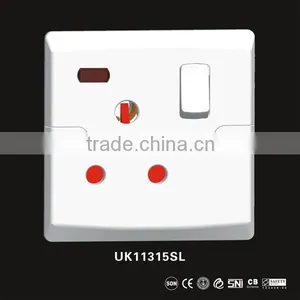 15A Bakelite Wall Switch and Socket With Light thumbnail-2