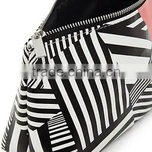 Factory Essentials Eye-catching Makeup Bag With Contrast Trim thumbnail-3
