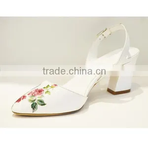 2016 Rubber Sole Material and Cotton Fabric Lining Women Sandals Summer Flower PU Sandals thumbnail-4