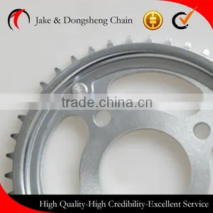 HIGH QUALITY 45 STEEL 40MN 428/110L-43T/13T Motorcycle Chain and Sprocket thumbnail-2