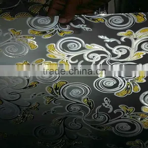 Glass Decoration thumbnail-2
