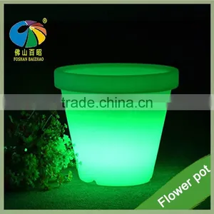 Wholesale Concrete Planters Vertical Garden Planters Gardening Flower Pot Green Flower Vase thumbnail-2