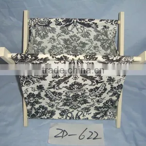 Lovely Magzine Rack thumbnail-1