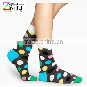 Wholesale Girl Tube Socks thumbnail-1