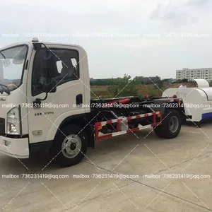 Hook Arm Garbage TruckClean up the Garbage in the Factory Area thumbnail-5