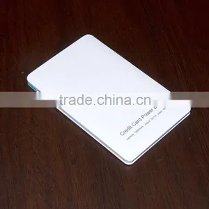 Built in Cable Credit Card 2000mAh Power Bank thumbnail-5