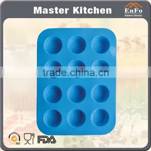 12 Round Silicone Cake Mould thumbnail-1