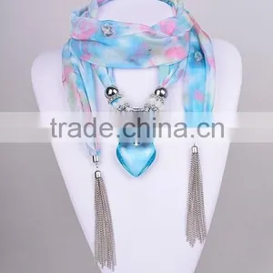 2016 New Collections Heart Shaped Pendant Jeweled Shawls Scarves thumbnail-2