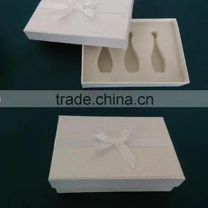 China Factory Wholesale Custom Cardboard Jewelry Box, White Beautiful Gift Box thumbnail-3