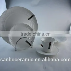 White Porcelain Copper Dinner Set Round Shape Wave Rim Design Hotel Ware and Restaurant Cheap Price thumbnail-1