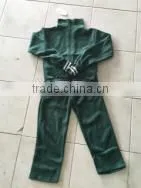 China Wholesaler Cheap Stocklots Boy Sports Suits thumbnail-1