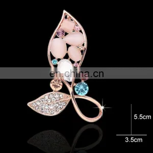 China Wholesale Fashion Korean Crystal Rhinestone Brooch MB-0028 thumbnail-1