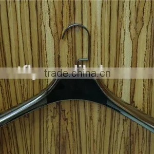 Suits Hanger With Metal Hook thumbnail-4