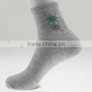 Import the Cheapest Disposable Socks From China Socks Factory thumbnail-5