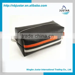 Customized Logo Vegan Leahter Hanging Shaving Kit High Quality Men's Shaving Kit Bag thumbnail-3