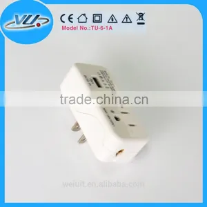 High Quality New Design Mini Universal Travel Adaptor thumbnail-2