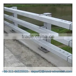 Galvanized / PVC Coated Box Beam Guardrail thumbnail-2