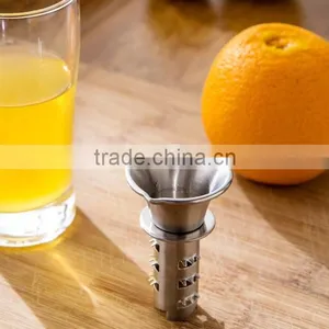 CY179 Creative Fruit Vegetable Tools Lemon Juicer Manually Squeezers thumbnail-6
