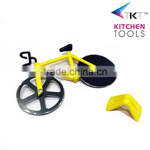 2017 New Pizza Cutter Pizza Baking Tools Multifunctional Useful Kitchen Tools Pizza Cutt,Bicycle Pizza Knife With Colorful Blade thumbnail-2