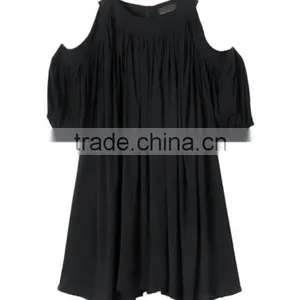 The Latest Trend off the Shoulder T-shirts for Young Girl thumbnail-2