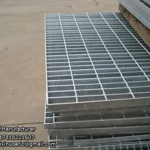 Welded Galvanized Drainage Grating thumbnail-1
