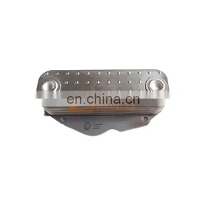 China Heavy Truck Sinotruk HOWO T5g T7h Tx Truck Spare Parts VG1500010335 Oil Cooler thumbnail-3