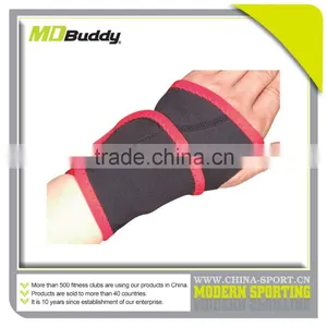 Adjustable Crossfit Neoprene Weight Lifting Wrist Supporter thumbnail-1
