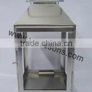 Colorful Windproof Lightweight Metal Candle Lantern thumbnail-3