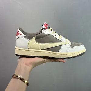 AJ1 Travis Scott x Air Jordan 1 Reverse Mocha Lightning Hook Low-top Cultural Basketball Shoes thumbnail-3