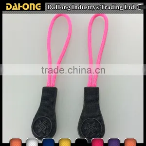 Lovely Strong Pink Non-Lock Reversible Zip Puller thumbnail-1