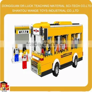 School Bus Block Set With Passenger thumbnail-1