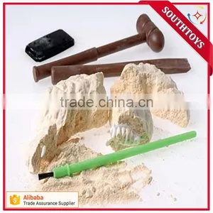 Luminous Dig Dinosaur Fossil Excavation Toy thumbnail-1