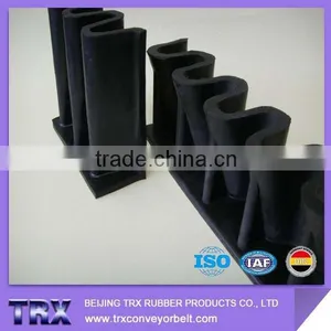 Rolled Rubber Conveyor Belt With Sidewall thumbnail-3